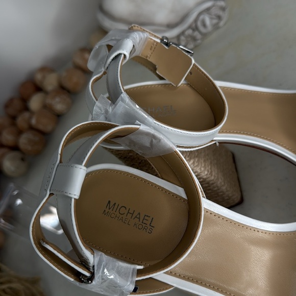 Michael Kors Women's Ashton Platform Heeled Sandal Sz 9.5 - Picture 4 of 10